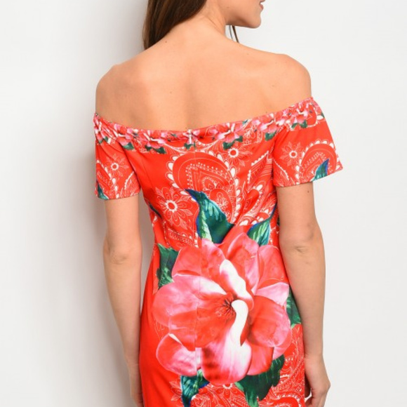 OFF SHOULDER FLORAL PRINT ️ HOST PICK - Picture 2 of 2